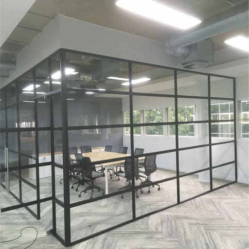 03 lý do khách hàng nên biết để lắp kính cường lực cho nhà của bạn ? 5 Kinh Cuong Luc 5