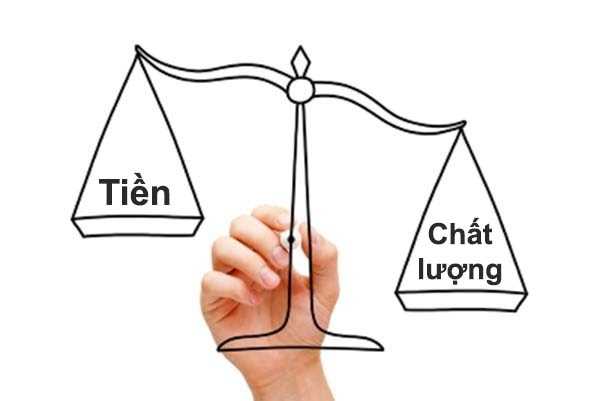 Giá vách kính phòng tắm hiện đại 5 Chọn giá rẻ hay chọn chất lượng