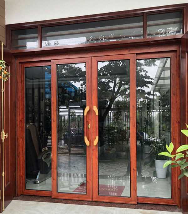 30 mẫu và hình ảnh đẹp của cửa nhôm kính Xingfa vân gỗ 24 Cua Nhom Xingfa Van Go 17