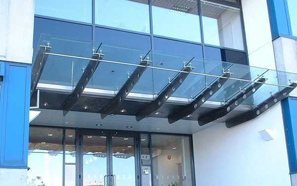 30 mẫu mái kính đẹp hiện đại, chi phí thấp 22 Mái Che Mái Hiên Kính Cường Lực đẹp
