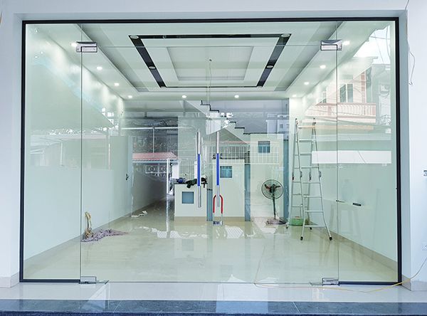 Khám phá 40 mẫu vách kính cường lực đẹp không thể tin nổi 14 Mẫu Cửa Kính Cường Lực đẹp Và Mới Nhất