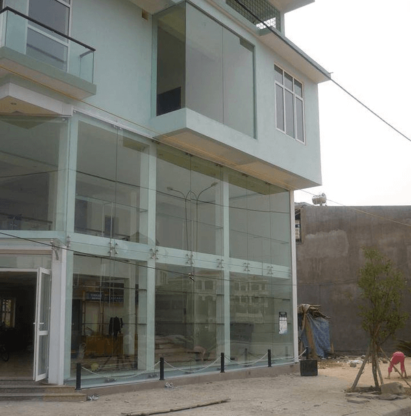 Khám phá 40 mẫu vách kính cường lực đẹp không thể tin nổi 26 Vach Kinh Cuong Luc 23