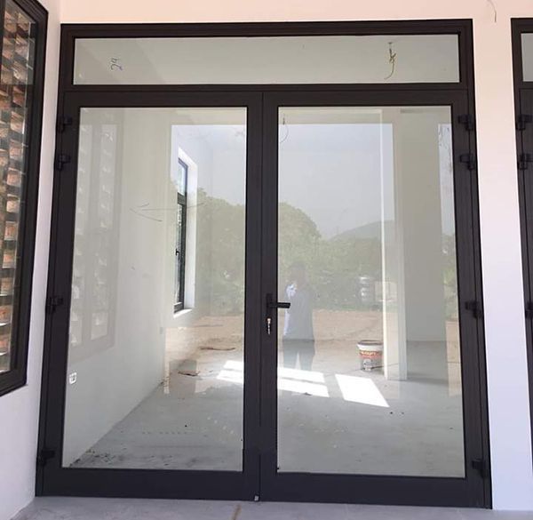 Cửa đi mở quay 2 cánh Civro - cửa nhôm nhập khẩu hiện đại bậc nhất 3 Cua Di Mo Quay 2 canh Civro